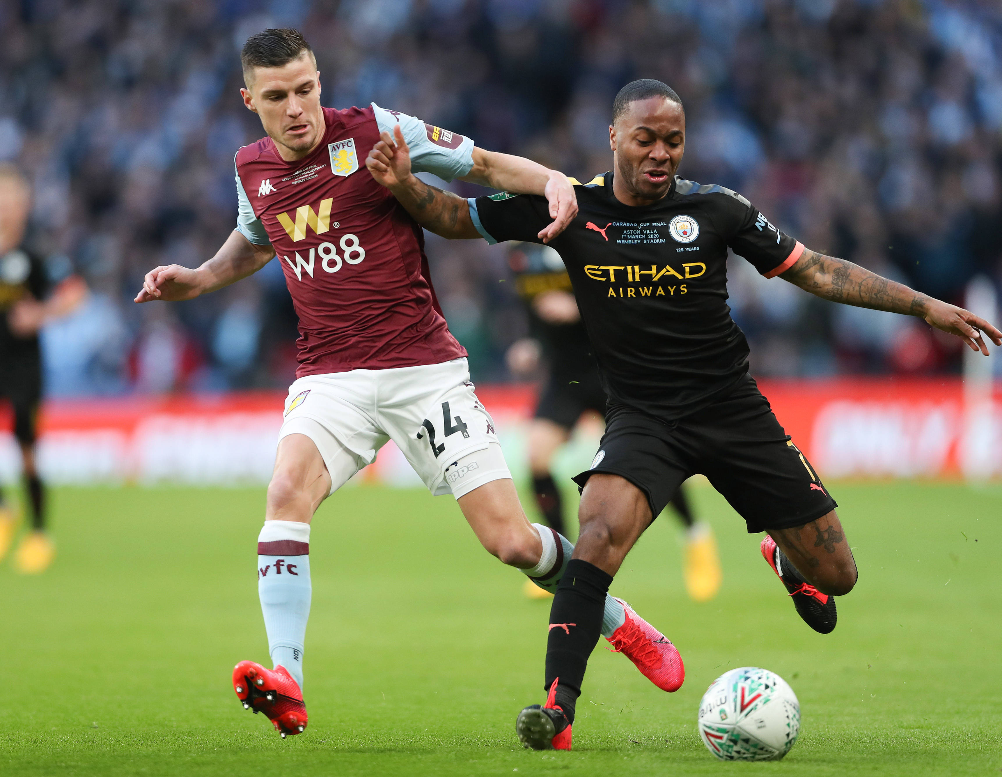 C罗：国家队没有谁是不可撼动的；球迷嘘我会帮我队友减轻压力