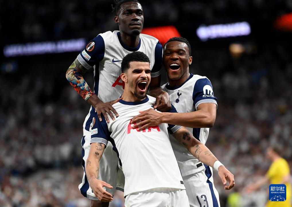 强势反弹！詹姆斯17中12轰下赛季新高29分，外加7板6助