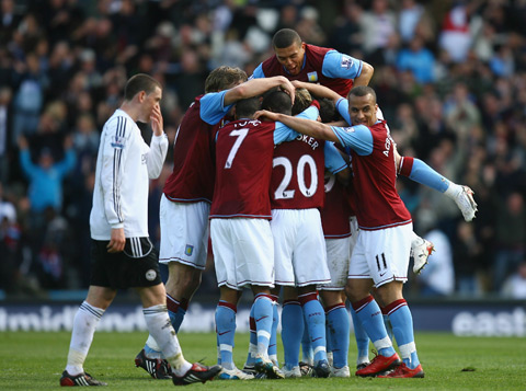 每体：巴萨仍未对莱万做决定，在关注小蜘蛛、凯恩、吉拉西等