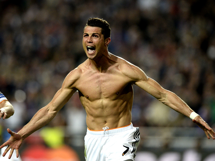 曼联拜仁争夺巴莱巴，球员倾向加盟红魔