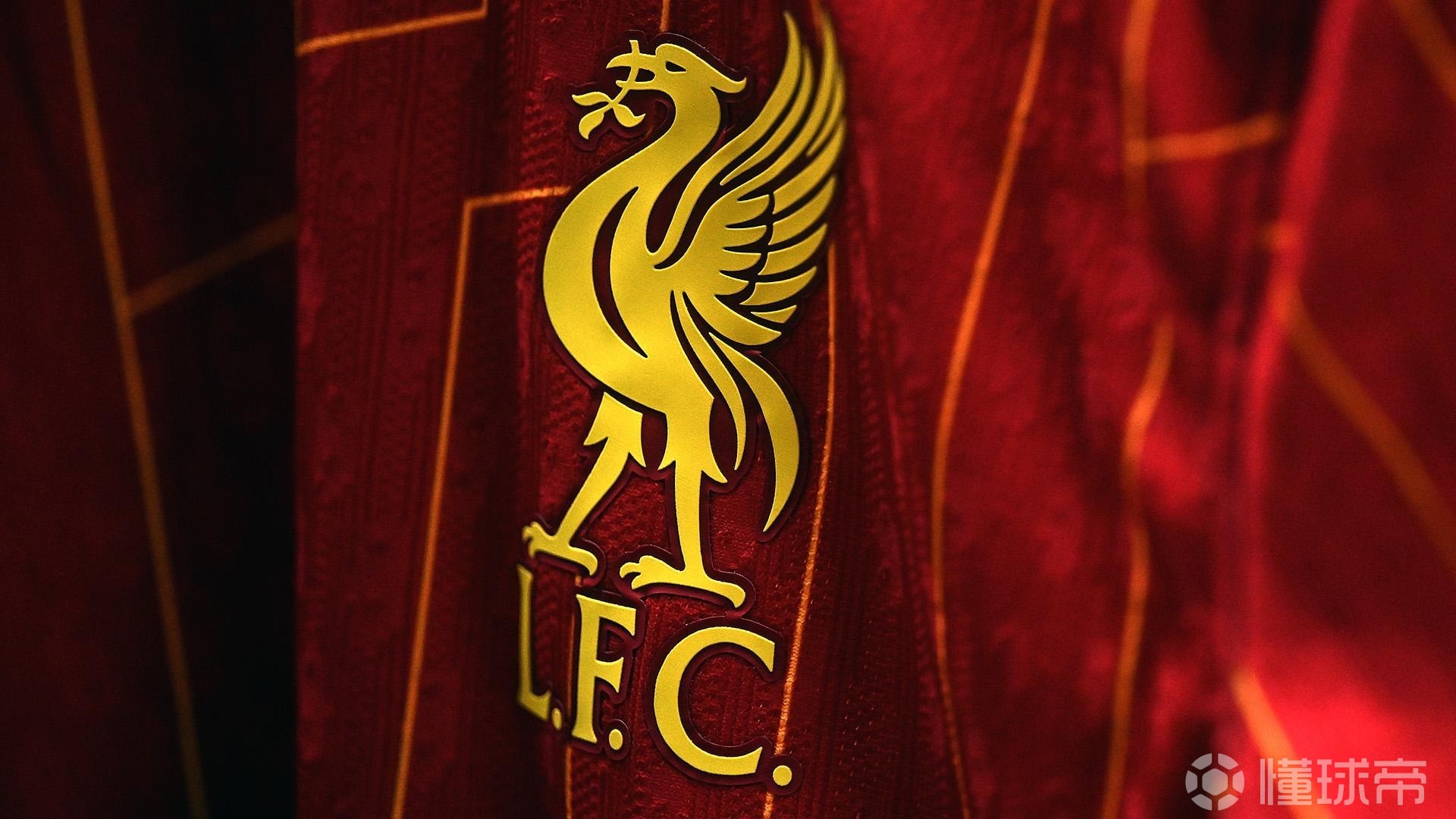 足球中超球队失误频频，主帅暴怒