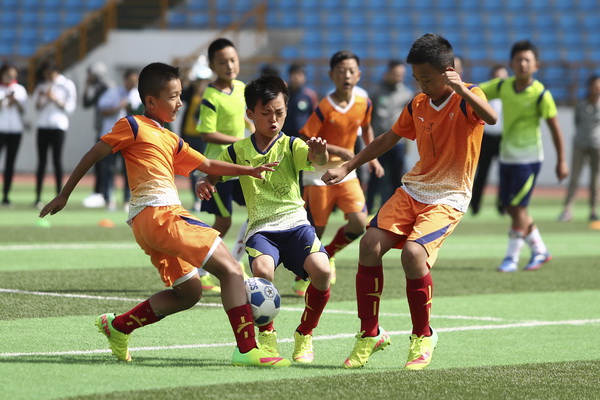 里程碑，国安36岁后卫王刚已在中超出战200场