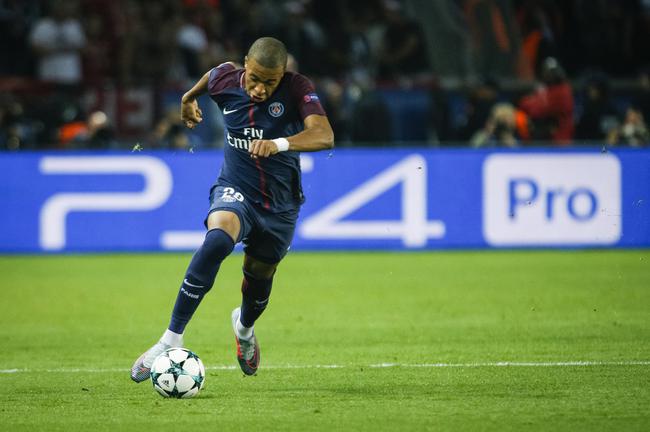 曼城斯特林末节进球助球队获胜