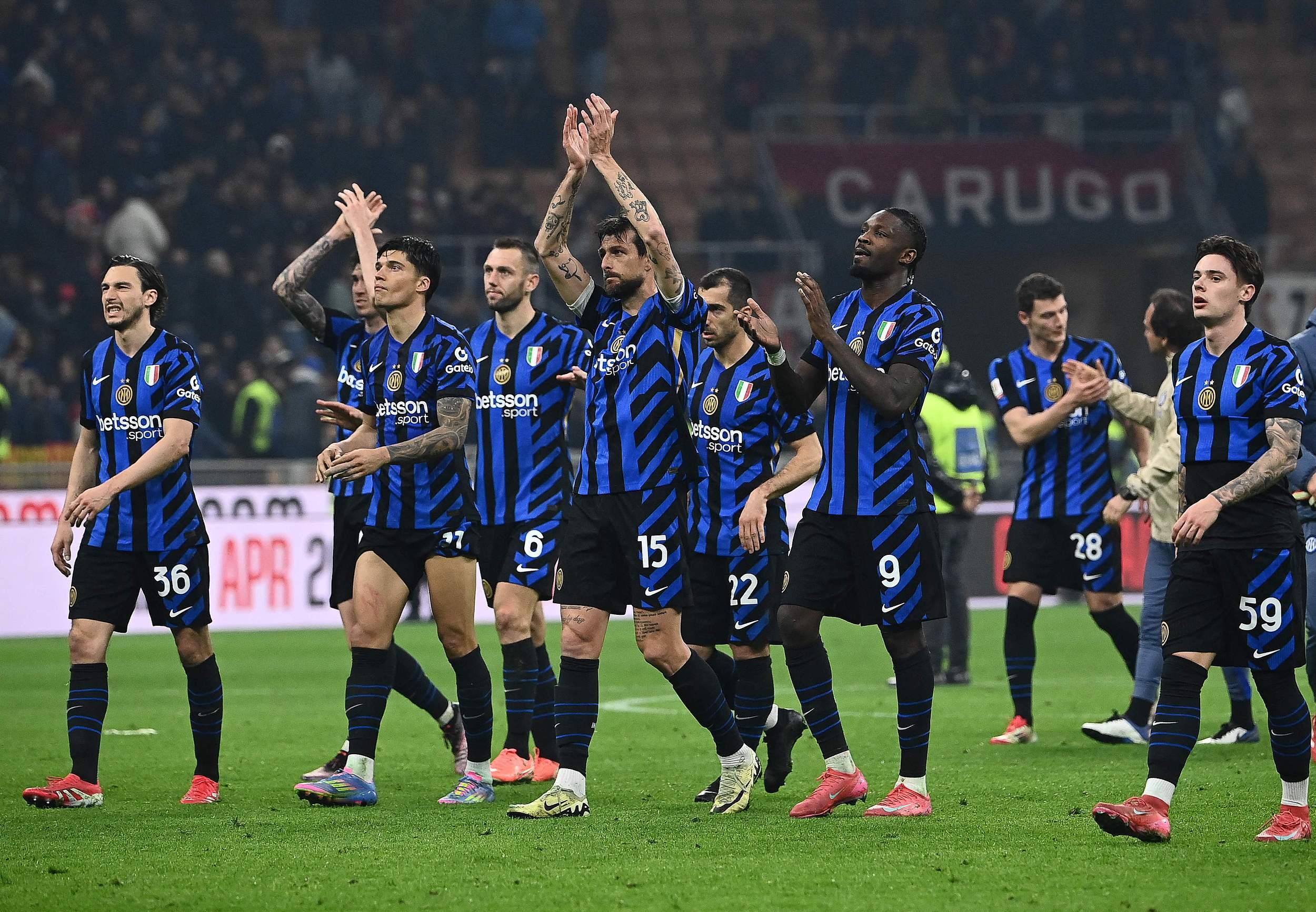 弗里克谈巴萨伤病危机，18岁库巴西创西甲传球纪录