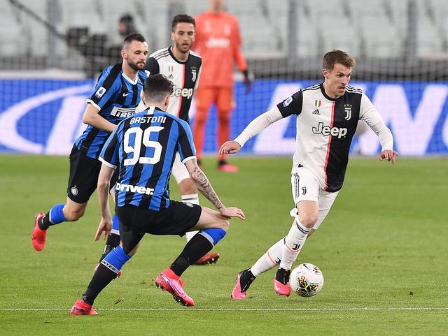 孔德：下半场我们提高了比赛水平，但不能把晋级视为理所当然