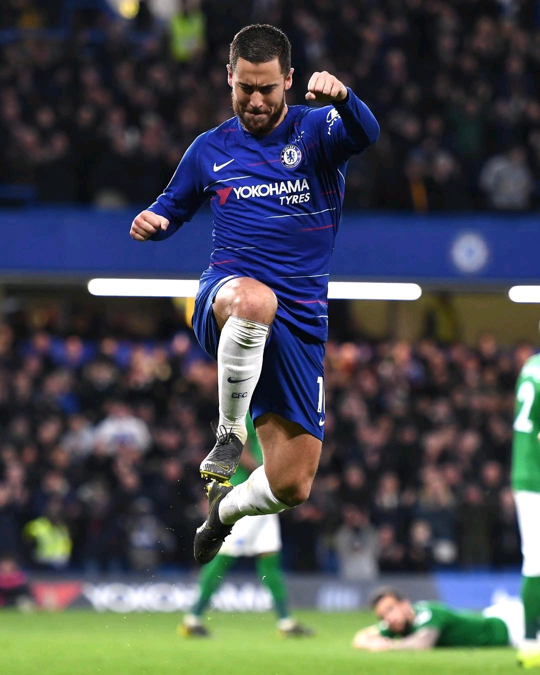 对手：这人是机器人吗？